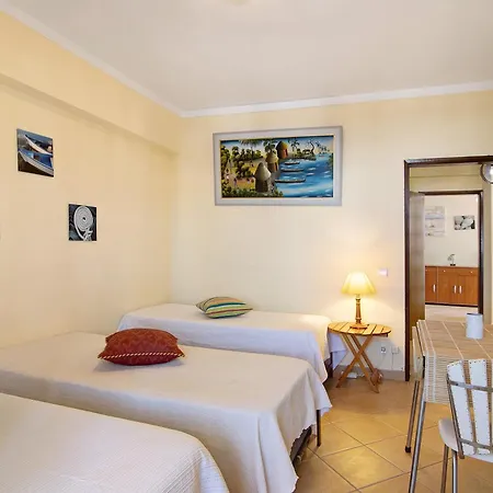 Vip T2 Em Frente A Apartmán Quarteira